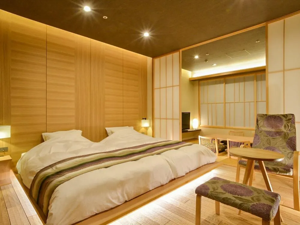 Kyoto Hot Spring Hatoya Zuihokaku Hotel 4*,